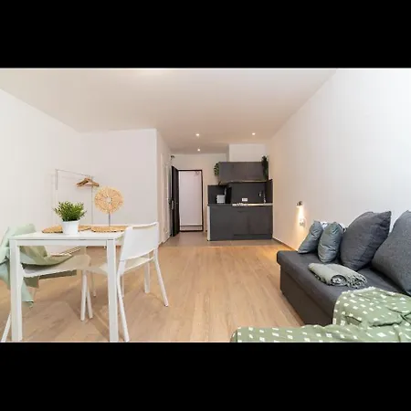 Klauzal Stret Full Centrum Apartment